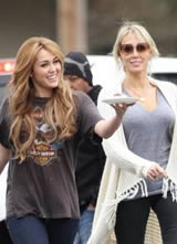 So Undercover����